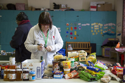 trussell trust foodbank volunteer at work